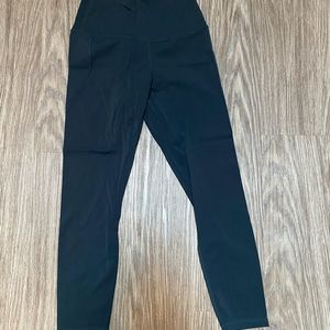 Born Primitive, 3/4 length workout pants